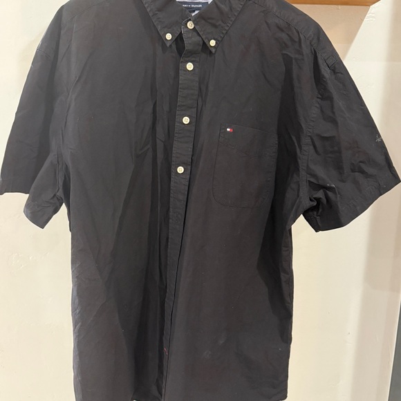 Tommy Hilfiger Men's Black Casual Button Down Shirt - Picture 1 of 3